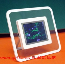 2.4英寸數(shù)碼相框