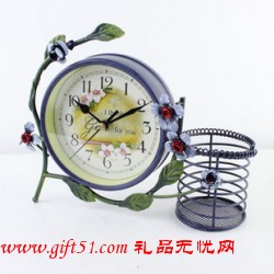 鐵藝小筆筒臺(tái)鐘