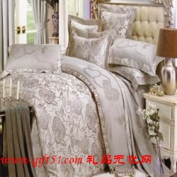 色澤靚麗/質地柔軟的蘇繡床上四件套