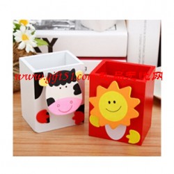 肖像動(dòng)物創(chuàng)意木制筆筒